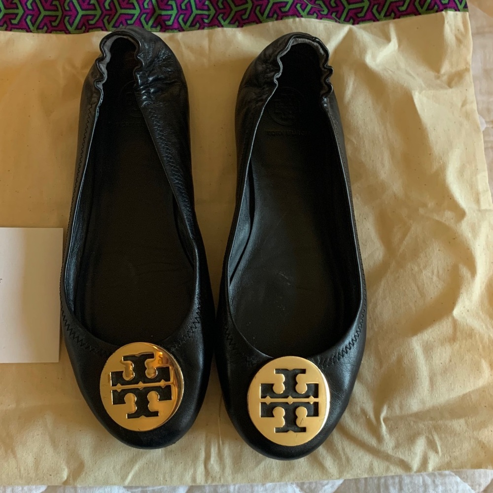Tory Burch Black Gold Size 9 Minnie Travel Flats